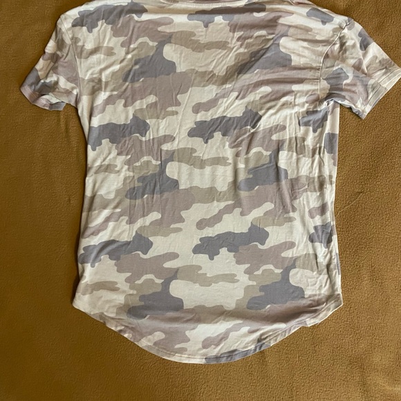 AE soft and sexy top - Picture 2 of 4